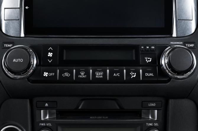 Toyota Land Cruiser Prado 150 Series с пробегом 2010 года, цена 2 999 000 рублей, 236000 км, внедорожник, Автокод Объявления