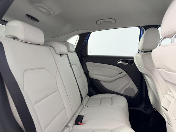 Mercedes-Benz B-Класс II (W246) с пробегом 2013 года, цена 1 390 000 рублей, 94507 км, хэтчбек, Автокод Объявления