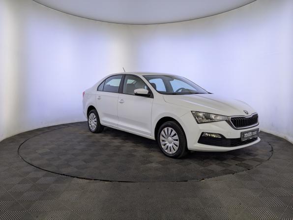 Skoda Rapid II с пробегом 2020 года, цена 1 495 000 рублей, 93423 км, лифтбек, Автокод Объявления