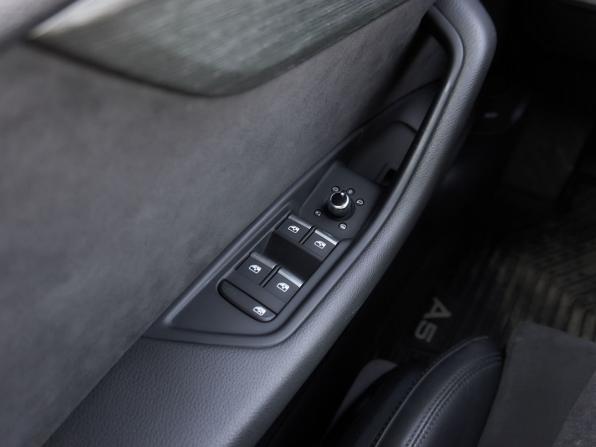 Audi A5 II (F5) с пробегом 2019 года, цена 3 148 000 рублей, 109608 км, лифтбек, Автокод Объявления