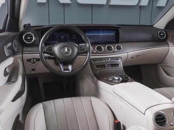 Mercedes-Benz E-Класс V (W213 S213 C238) с пробегом 2017 года, цена 3 500 000 рублей, 139611 км, седан, Автокод Объявления