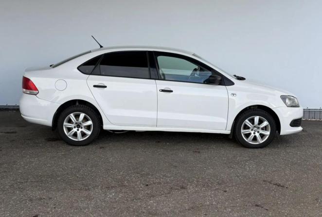 Volkswagen Polo V с пробегом 2013 года, цена 650 000 рублей, 247975 км, седан, Автокод Объявления