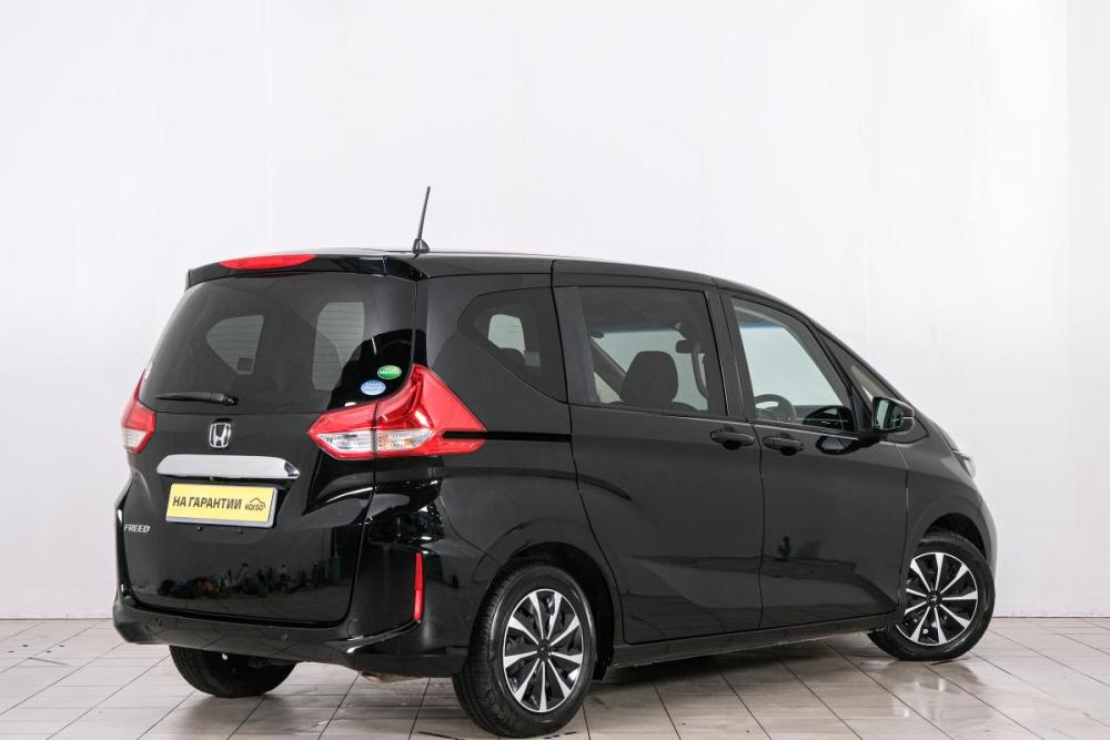 Honda Freed II Рестайлинг Красноярск  - изображение 7