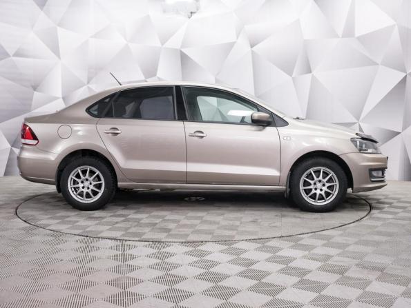 Volkswagen Polo V Рестайлинг с пробегом 2016 года, цена 970 000 рублей, 165112 км, седан, Автокод Объявления