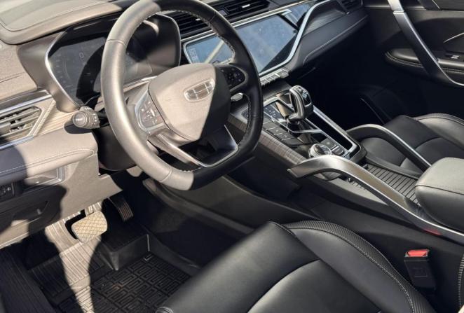 Geely Atlas Pro с пробегом 2024 года, цена 1 999 000 рублей, 65269 км, внедорожник, Автокод Объявления