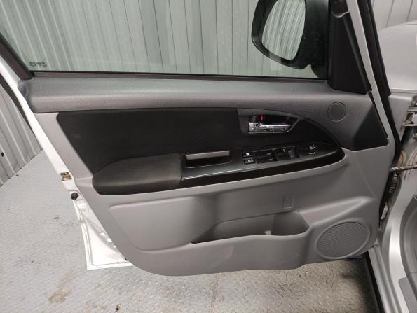 Suzuki SX4 I (Classic) Рестайлинг с пробегом 2011 года, цена 787 000 рублей, 98296 км, хэтчбек, Автокод Объявления