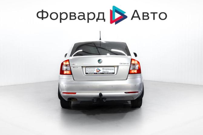 Skoda Octavia II (A5) Рестайлинг с пробегом 2013 года, цена 749 000 рублей, 273000 км, лифтбек, Автокод Объявления