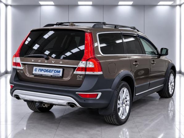 Volvo XC70 II Рестайлинг с пробегом 2015 года, цена 2 000 000 рублей, 252512 км, универсал, Автокод Объявления