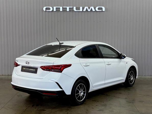 Hyundai Solaris II Рестайлинг с пробегом 2020 года, цена 1 587 000 рублей, 76674 км, седан, Автокод Объявления