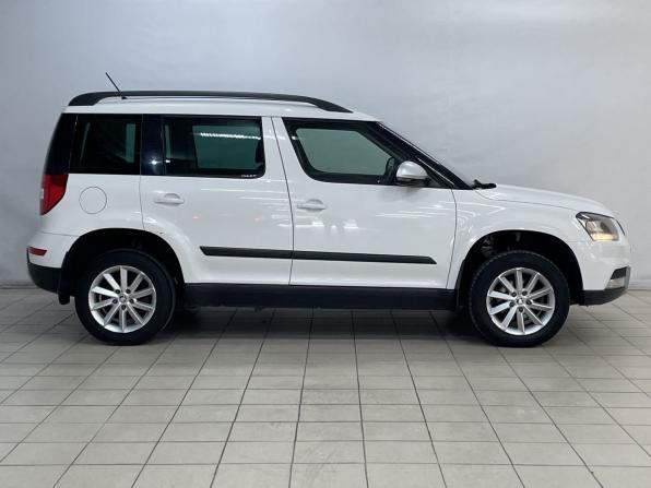 Skoda Yeti I Рестайлинг с пробегом 2014 года, цена 990 000 рублей, 163109 км, внедорожник, Автокод Объявления