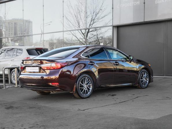 Lexus ES VI Рестайлинг с пробегом 2015 года, цена 2 440 000 рублей, 132700 км, седан, Автокод Объявления