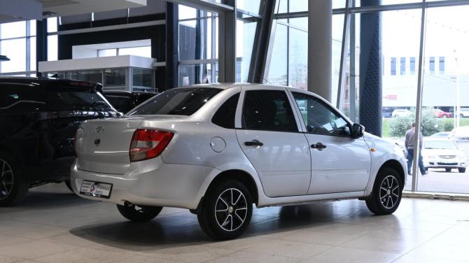 Lada (ВАЗ) Granta I с пробегом 2012 года, цена 395 000 рублей, 147359 км, седан, Автокод Объявления