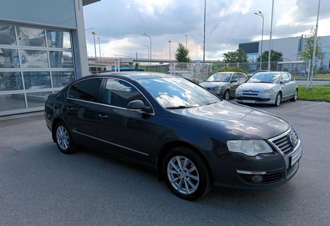 Volkswagen Passat B6 с пробегом 2008 года, цена 460 000 рублей, 296400 км, седан, Автокод Объявления