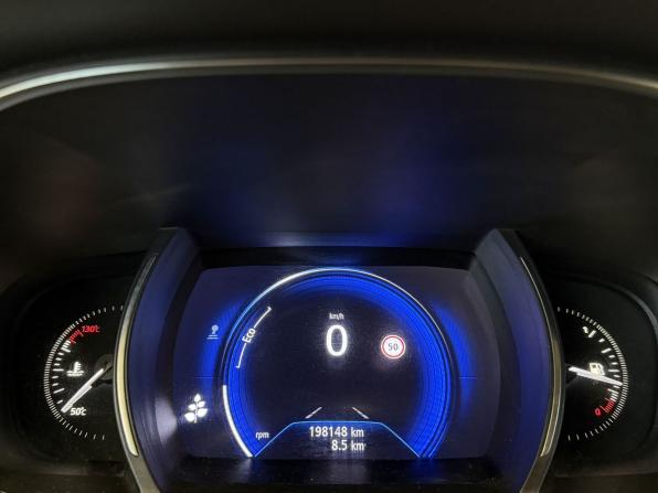 Renault Megane IV с пробегом 2019 года, цена 1 380 000 рублей, 198148 км, универсал, Автокод Объявления