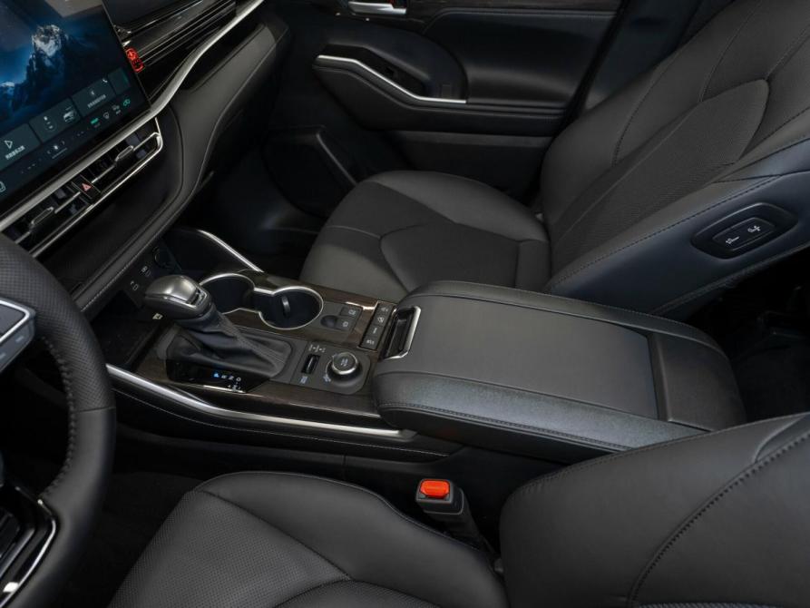 Toyota Highlander IV (XU70) Москва  - изображение 18