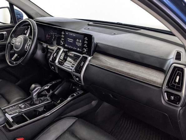 Kia Sorento IV с пробегом 2022 года, цена 3 795 000 рублей, 93150 км, внедорожник, Автокод Объявления