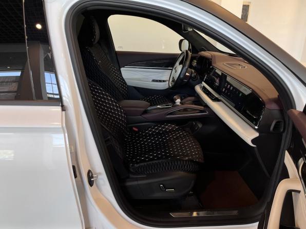 Geely Monjaro I с пробегом 2022 года, цена 3 190 000 рублей, 39071 км, внедорожник, Автокод Объявления