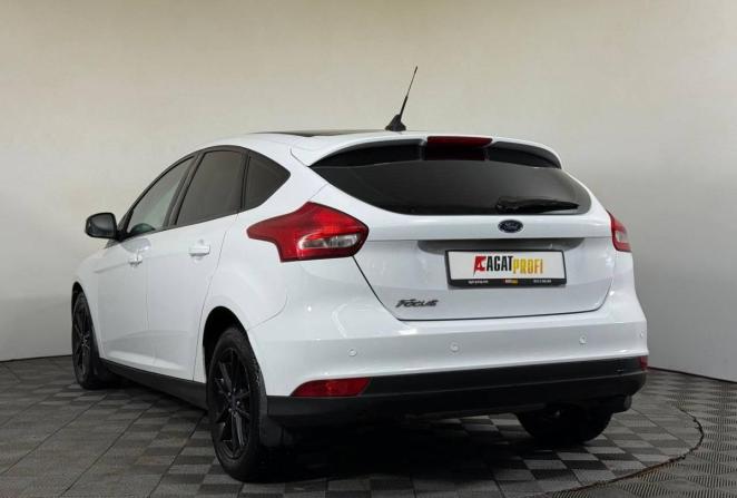 Ford Focus III Рестайлинг с пробегом 2017 года, цена 1 145 000 рублей, 118653 км, хэтчбек, Автокод Объявления