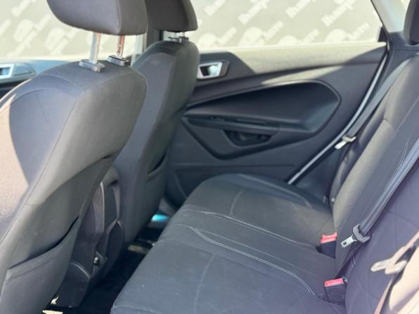 Ford Fiesta Mk6 Рестайлинг с пробегом 2015 года, цена 820 000 рублей, 137400 км, седан, Автокод Объявления