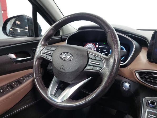 Hyundai Santa Fe IV Рестайлинг с пробегом 2021 года, цена 3 750 000 рублей, 103564 км, внедорожник, Автокод Объявления