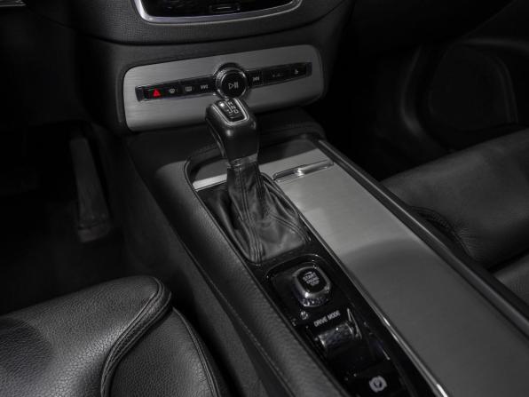 Volvo XC90 II Рестайлинг 1 с пробегом 2019 года, цена 4 389 000 рублей, 66879 км, внедорожник, Автокод Объявления