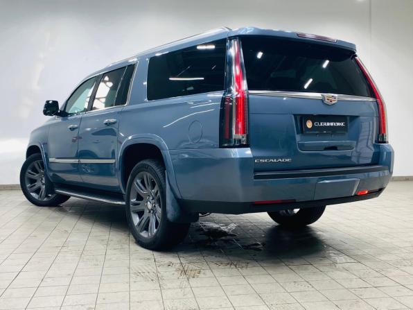 Cadillac Escalade IV с пробегом 2016 года, цена 4 250 000 рублей, 124513 км, внедорожник, Автокод Объявления