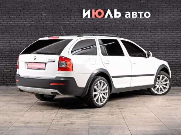 Skoda Octavia II (A5) Рестайлинг с пробегом 2013 года, цена 1 250 000 рублей, 223085 км, универсал, Автокод Объявления