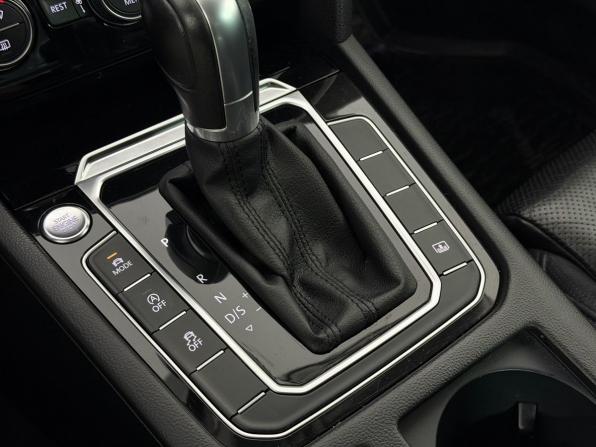 Volkswagen Passat B8 с пробегом 2016 года, цена 2 050 000 рублей, 134060 км, седан, Автокод Объявления