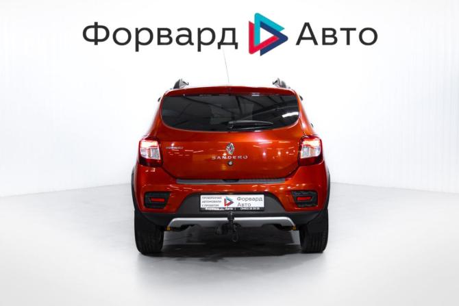 Renault Sandero II с пробегом 2016 года, цена 739 900 рублей, 217500 км, хэтчбек, Автокод Объявления