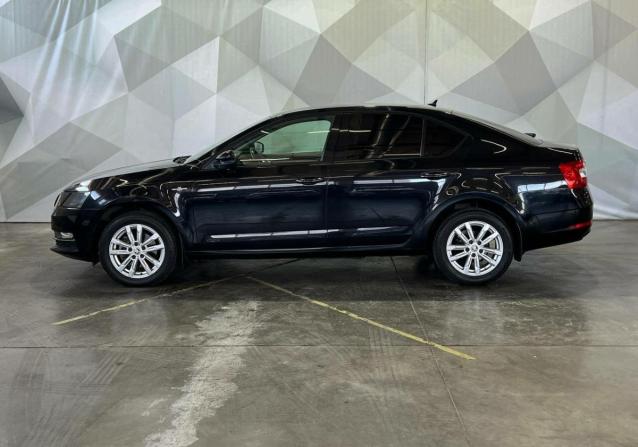 Skoda Octavia III (A7) Рестайлинг с пробегом 2019 года, цена 1 890 000 рублей, 46836 км, лифтбек, Автокод Объявления