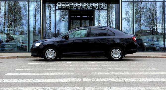 Skoda Rapid I Рестайлинг с пробегом 2018 года, цена 1 425 000 рублей, 82138 км, лифтбек, Автокод Объявления