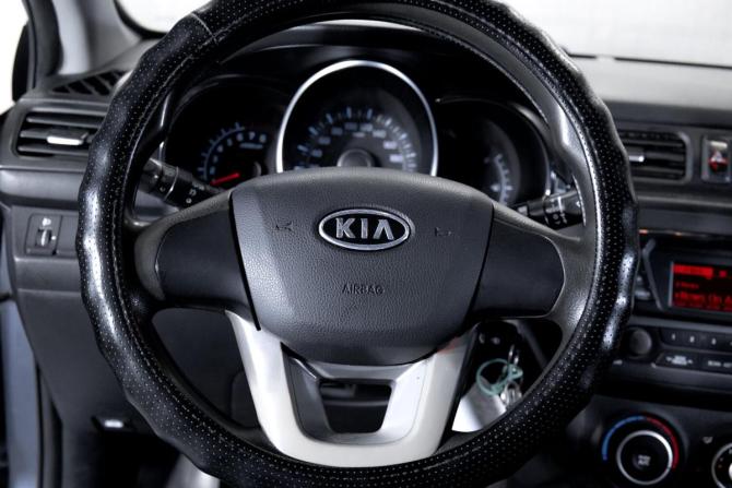 Kia Rio III с пробегом 2012 года, цена 699 999 рублей, 205000 км, седан, Автокод Объявления