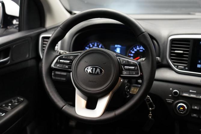 Kia Sportage IV Рестайлинг с пробегом 2019 года, цена 2 355 000 рублей, 120000 км, внедорожник, Автокод Объявления