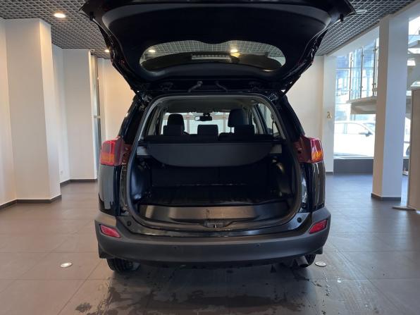 Toyota RAV4 IV (XA40) с пробегом 2015 года, цена 1 900 000 рублей, 240886 км, внедорожник, Автокод Объявления