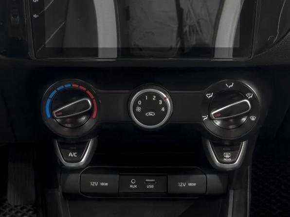 Kia Rio IV с пробегом 2019 года, цена 1 219 900 рублей, 105000 км, седан, Автокод Объявления