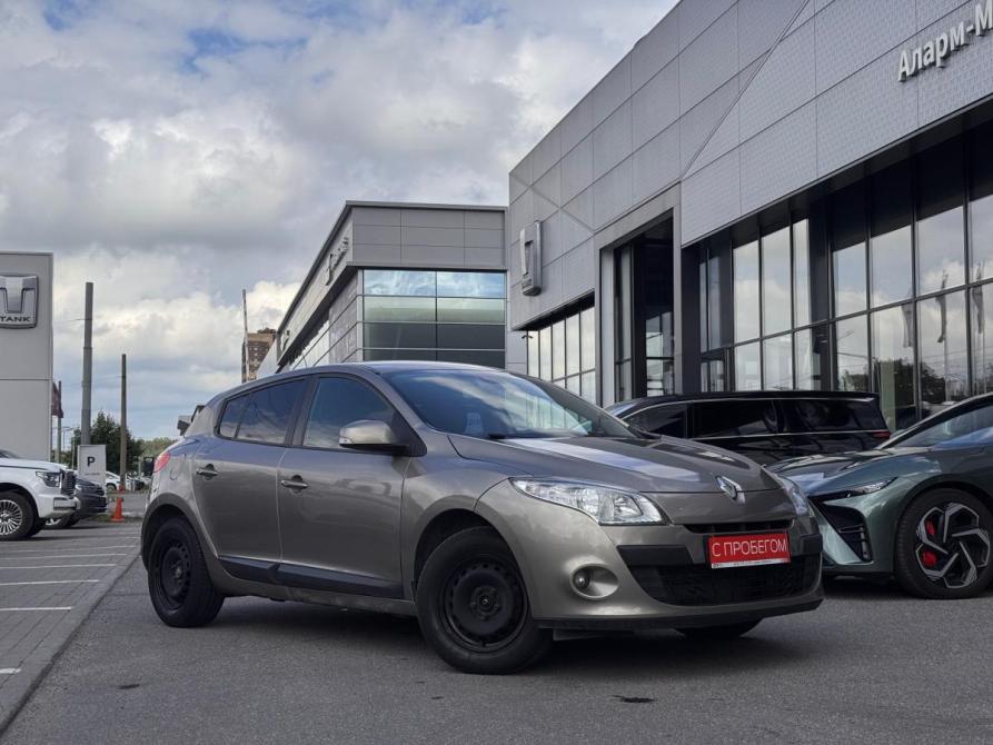 Renault Megane III Санкт-Петербург  - изображение 1