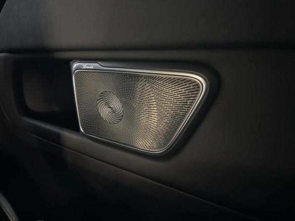 Mercedes-Benz V-Класс III (W447) Рестайлинг 2 с пробегом 2024 года, цена 12 990 000 рублей, 38256 км, минивэн, Автокод Объявления