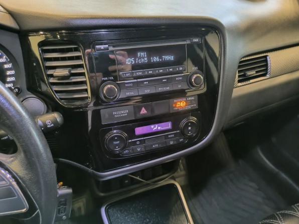 Mitsubishi Outlander III Рестайлинг 2 с пробегом 2017 года, цена 1 979 000 рублей, 146000 км, внедорожник, Автокод Объявления