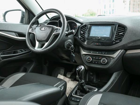 Lada (ВАЗ) Vesta I с пробегом 2019 года, цена 999 000 рублей, 118339 км, седан, Автокод Объявления