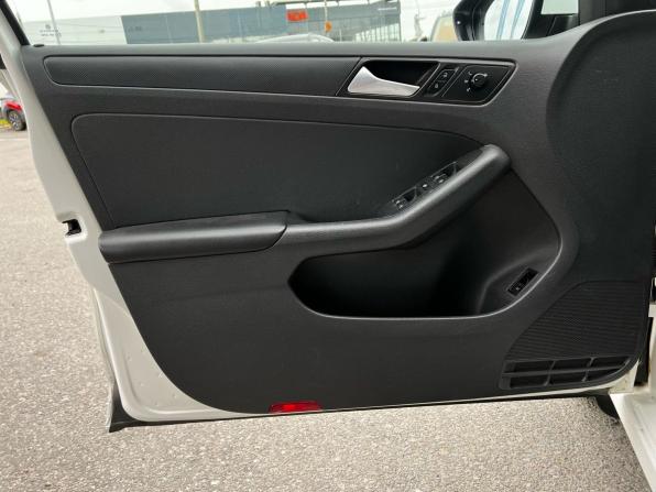 Volkswagen Jetta VI с пробегом 2014 года, цена 1 017 707 рублей, 194500 км, седан, Автокод Объявления