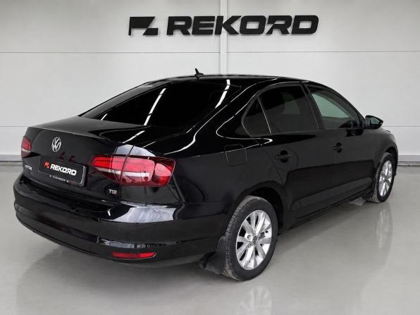 Volkswagen Jetta VI Рестайлинг с пробегом 2016 года, цена 1 239 000 рублей, 153000 км, седан, Автокод Объявления