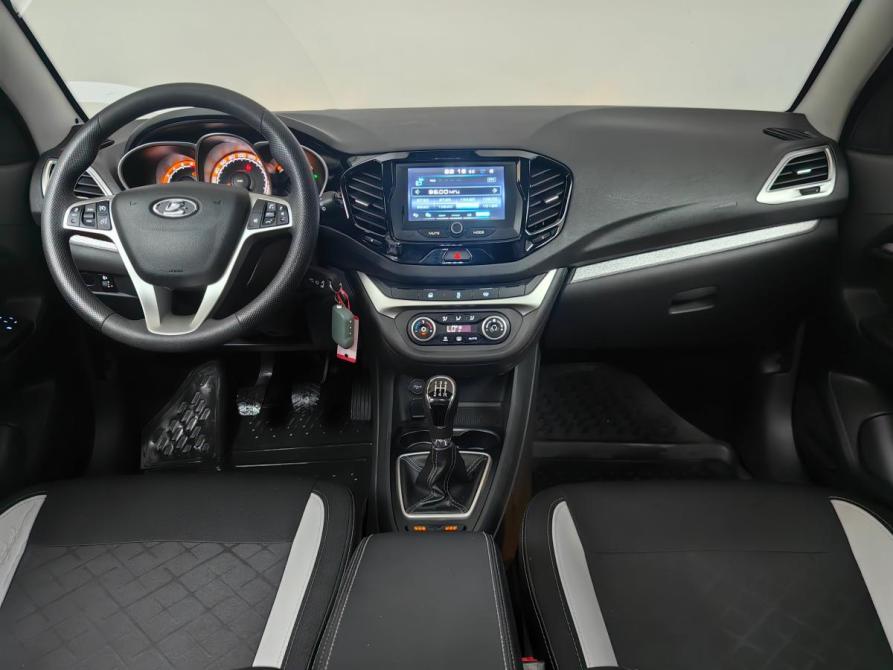 Lada (ВАЗ) Vesta I Москва  - изображение 5