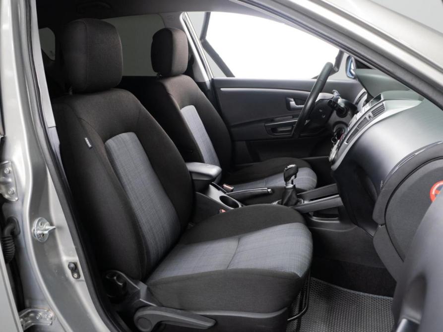 Kia Ceed I Рестайлинг Тюмень  - изображение 8