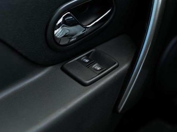Renault Sandero II с пробегом 2017 года, цена 860 000 рублей, 156648 км, хэтчбек, Автокод Объявления