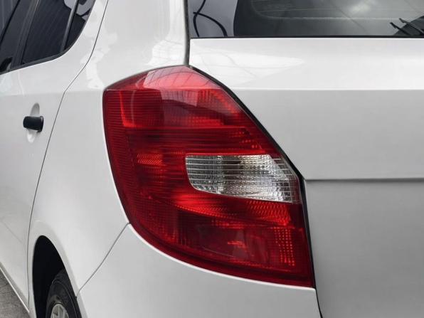 Skoda Fabia II Рестайлинг с пробегом 2011 года, цена 497 000 рублей, 118724 км, хэтчбек, Автокод Объявления