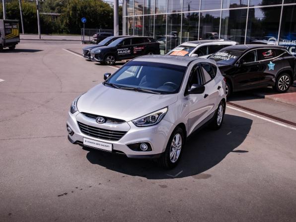Hyundai ix35 I Рестайлинг с пробегом 2014 года, цена 1 085 000 рублей, 131526 км, внедорожник, Автокод Объявления