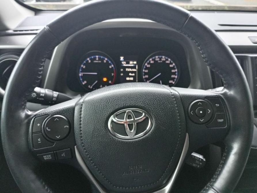 Toyota RAV4 IV (XA40) Рестайлинг Екатеринбург  - изображение 9