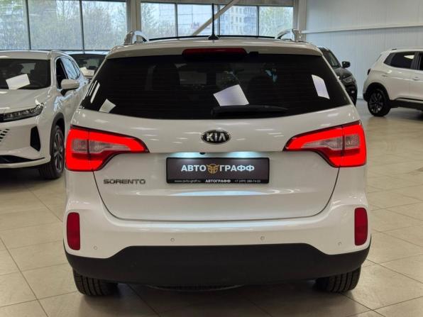 Kia Sorento II Рестайлинг с пробегом 2014 года, цена 1 899 000 рублей, 110641 км, внедорожник, Автокод Объявления