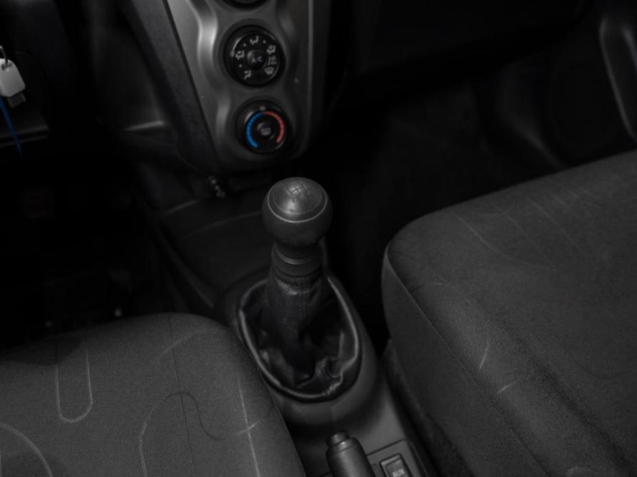 Toyota Yaris II Рестайлинг Москва  - изображение 13
