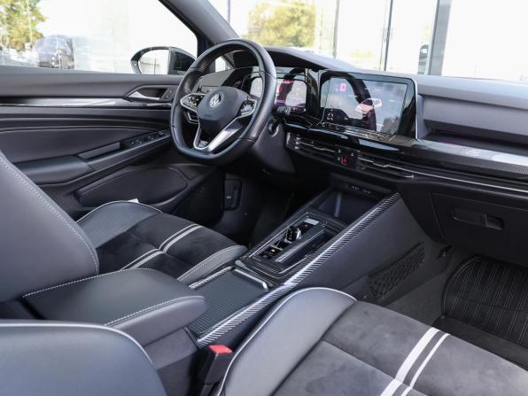 Volkswagen Golf VIII с пробегом 2022 года, цена 2 849 000 рублей, 48000 км, хэтчбек, Автокод Объявления